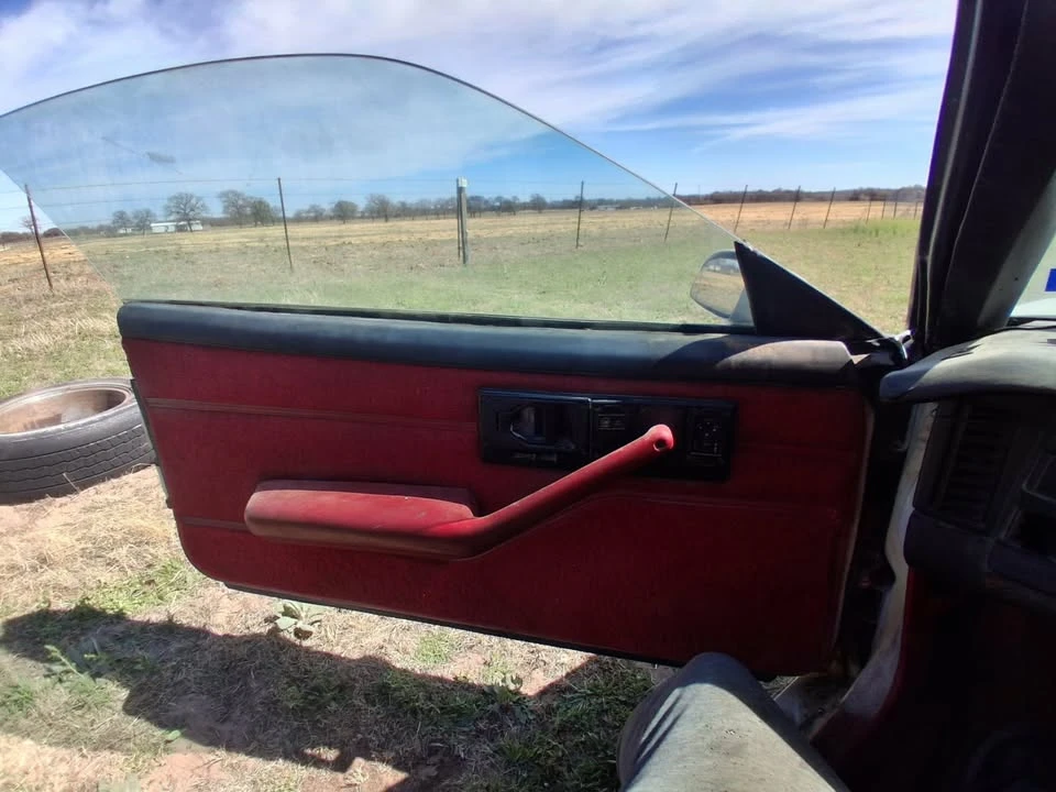 1992 Chevrolet Camaro 3rd Gen - Image 5 of 10