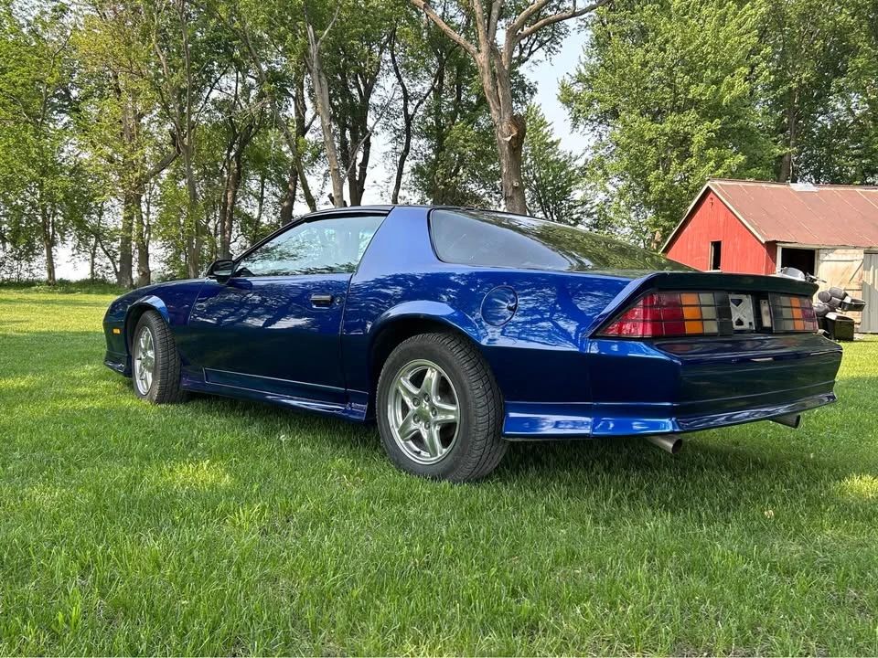 1992 Chevrolet Camaro 3rd Gen - Image 2 of 16