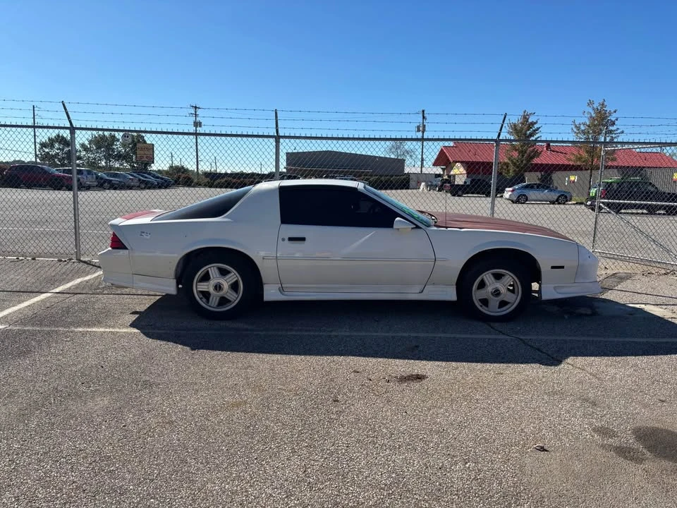 1992 Chevrolet Camaro 3rd Gen - Image 6 of 11