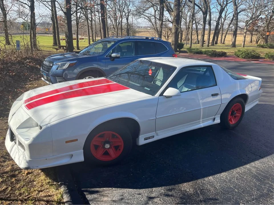 1992 Chevrolet Camaro 3rd Gen - Image 6 of 9