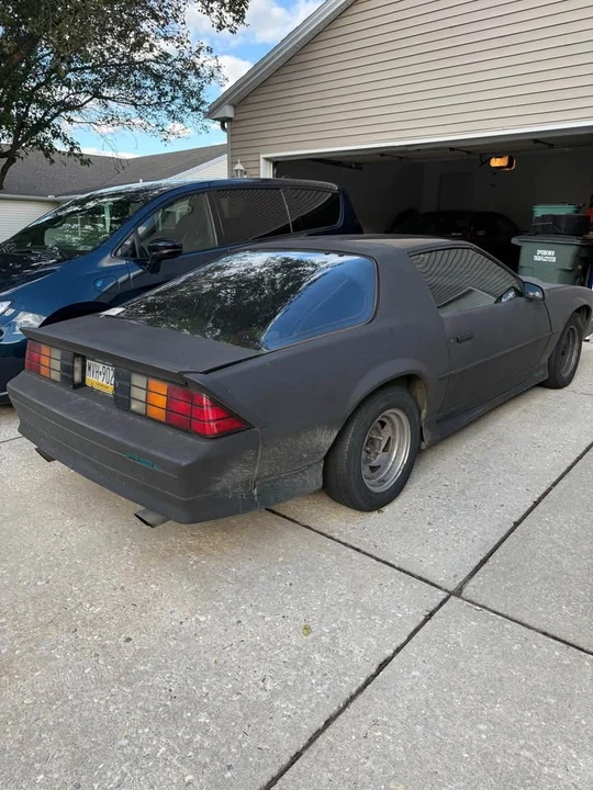 1992 Chevrolet Camaro 3rd Gen - Image 2 of 8