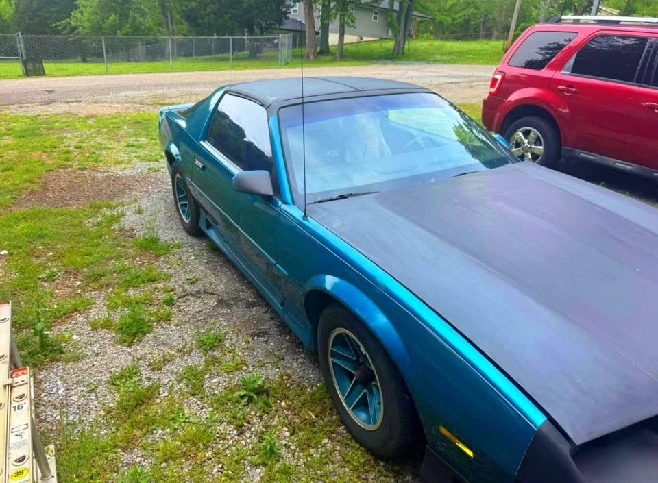 1992 Chevrolet Camaro 3rd Gen - Image 2 of 3