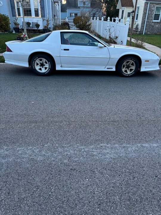 1992 Chevrolet Camaro 3rd Gen - Image 4 of 8