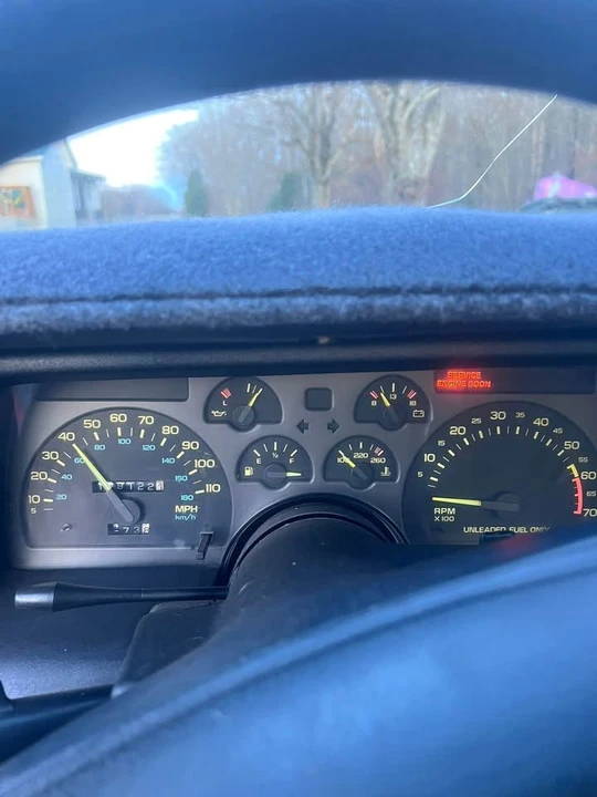 1992 Chevrolet Camaro 3rd Gen - Image 5 of 9