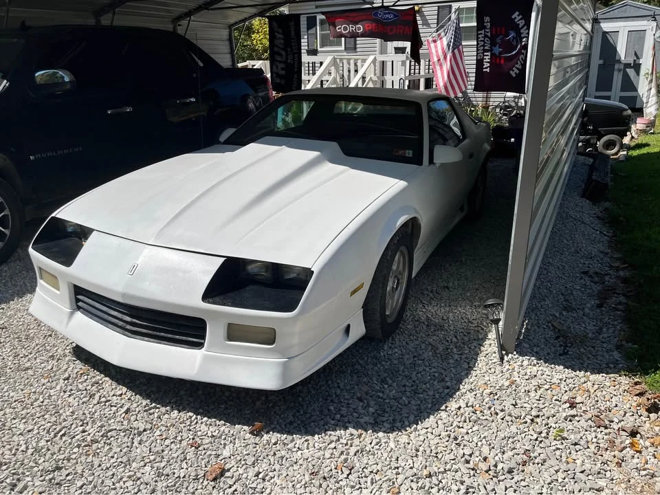 1992 Chevrolet Camaro 3rd Gen - Image 4 of 8