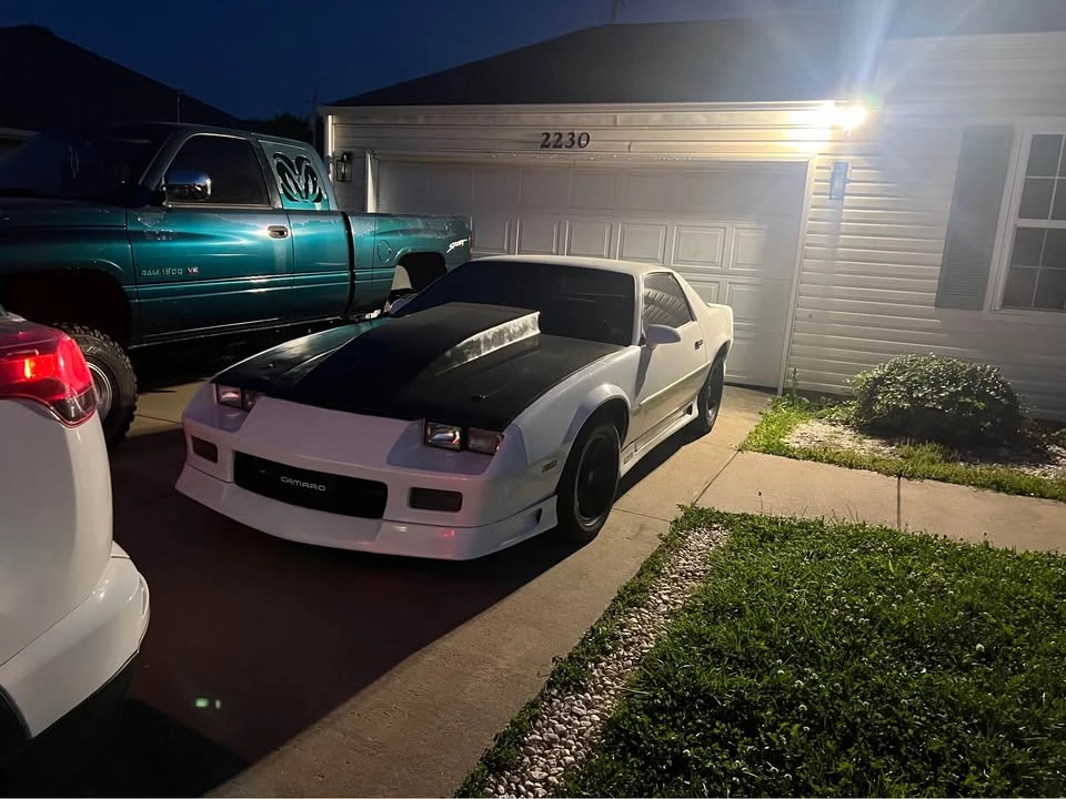 1992 Chevrolet Camaro 3rd Gen - Image 3 of 11