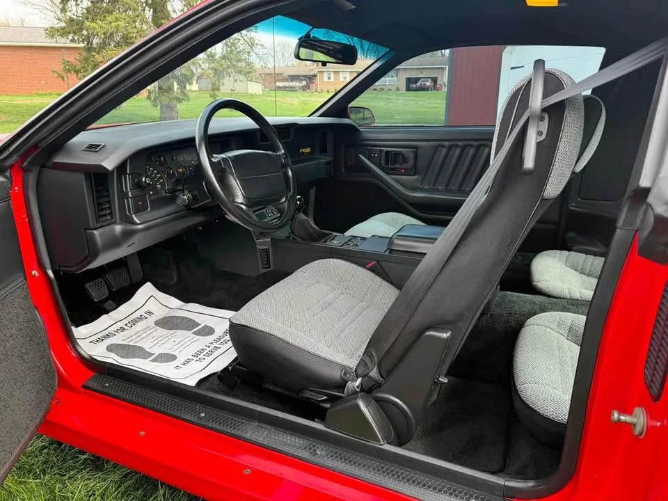 1992 Chevrolet Camaro 3rd Gen - Image 5 of 12