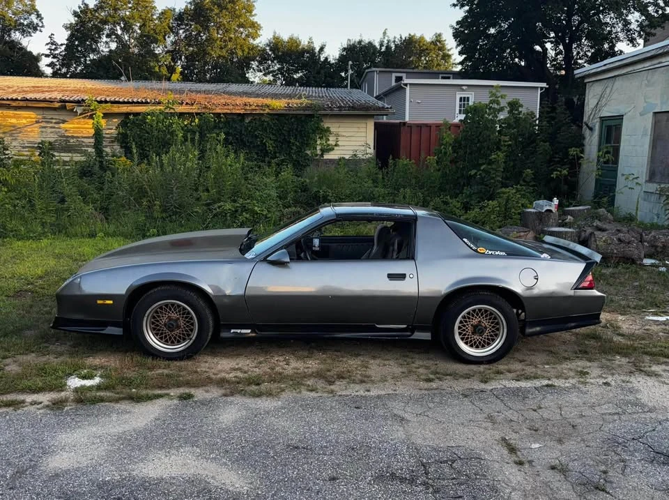 1992 Chevrolet Camaro 3rd Gen - Image 4 of 8