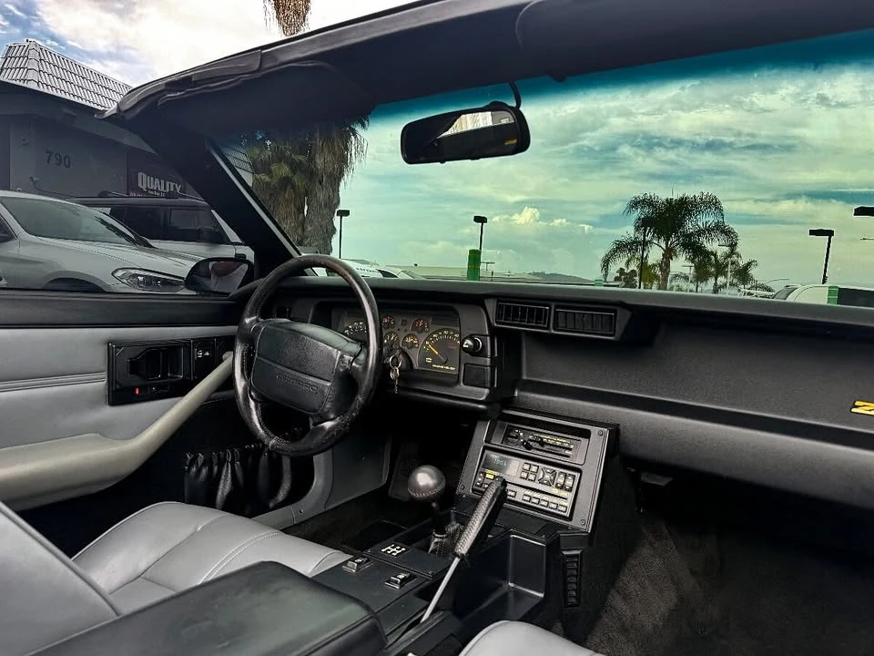 1992 Chevrolet Camaro 3rd Gen - Image 9 of 12