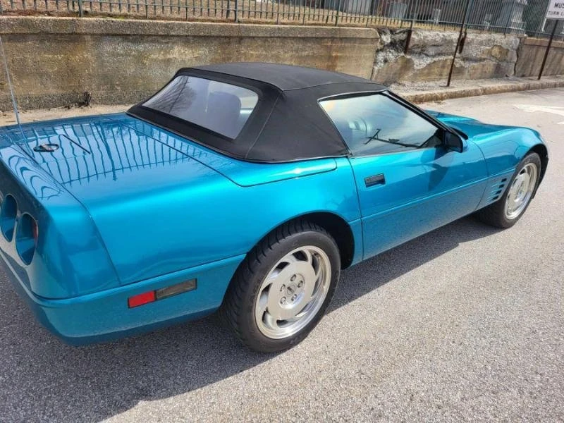 1992 Chevrolet Corvette C4 - Image 8 of 18