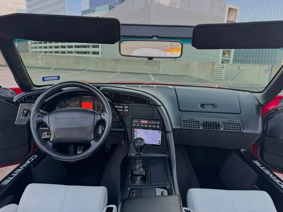 1992 Chevrolet Corvette C4 - Image 13 of 20