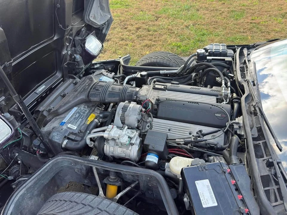 1992 Chevrolet Corvette C4 - Image 16 of 17