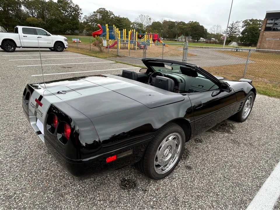 1992 Chevrolet Corvette C4 - Image 2 of 17