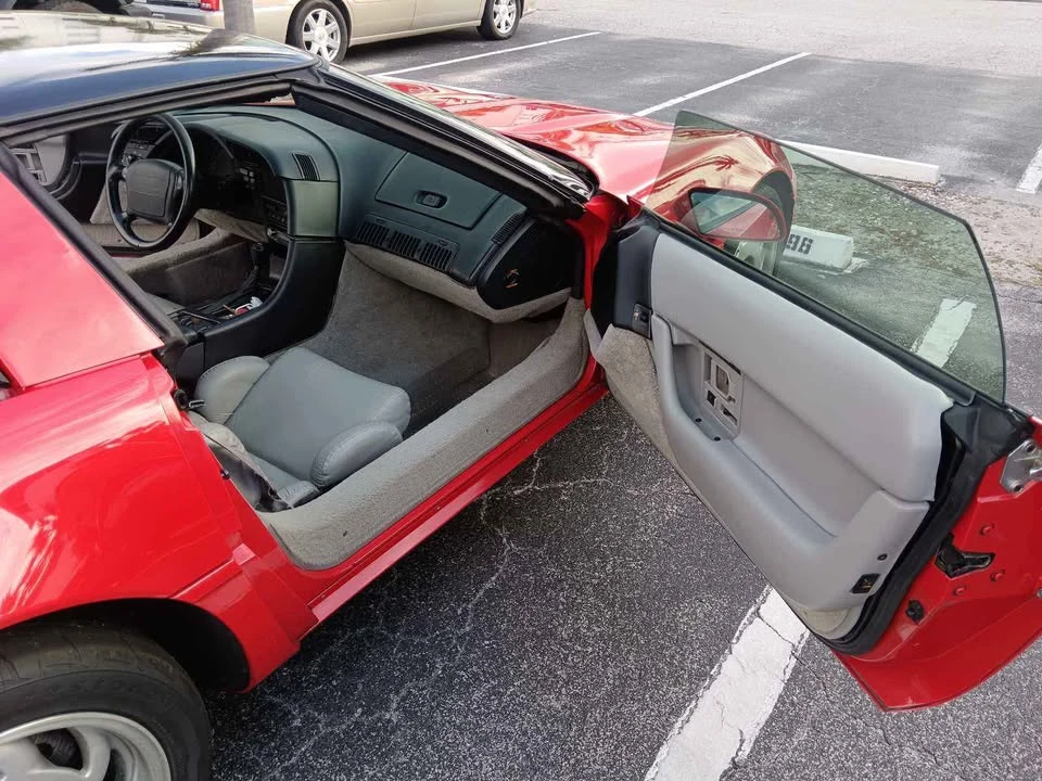 1992 Chevrolet Corvette C4 - Image 11 of 14
