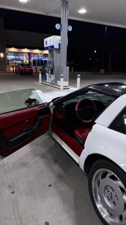 1992 Chevrolet Corvette C4 - Image 2 of 11