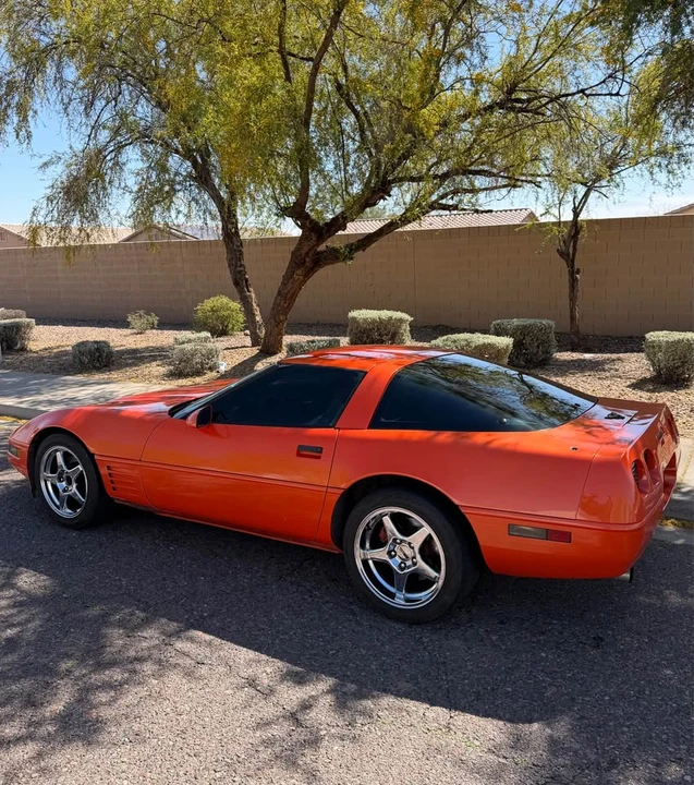 1992 Chevrolet Corvette C4 - Image 8 of 15