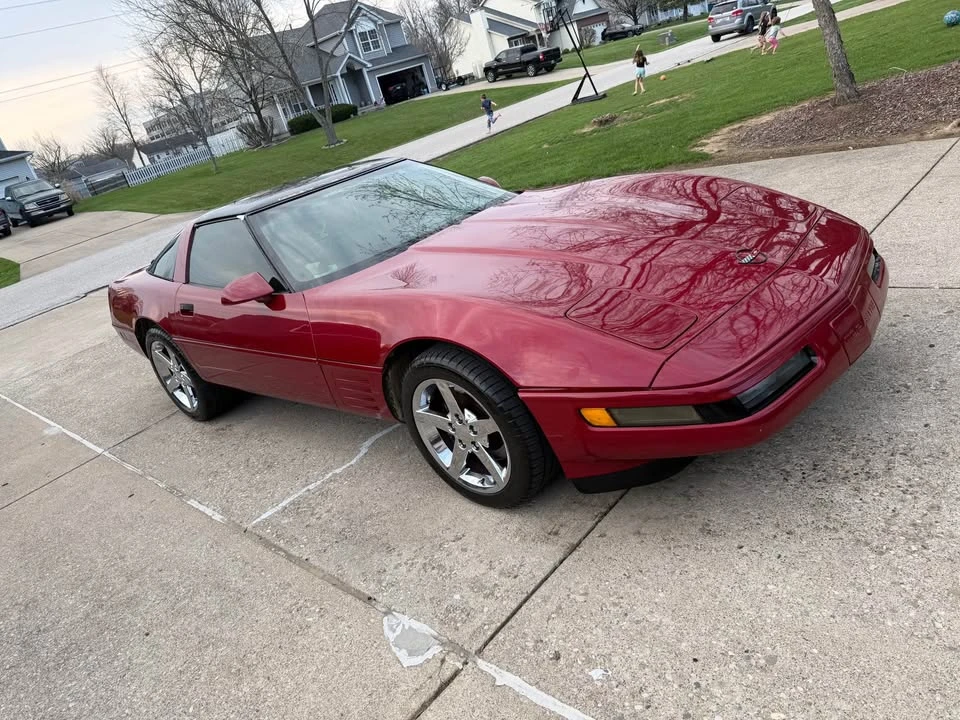 1992 Chevrolet Corvette C4 - Image 10 of 16