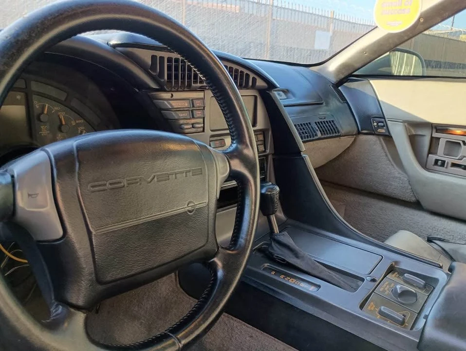 1992 Chevrolet Corvette C4 - Image 13 of 14