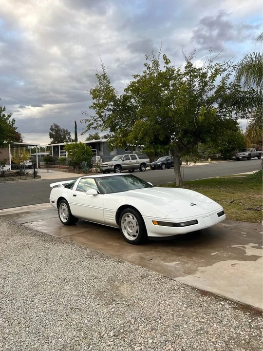 1992 Chevrolet Corvette C4 - Image 2 of 13