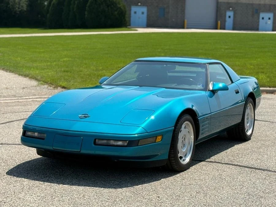 1992 Chevrolet Corvette C4 - Image 2 of 15