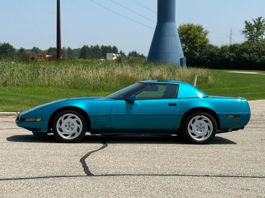 1992 Chevrolet Corvette C4 - Image 3 of 15