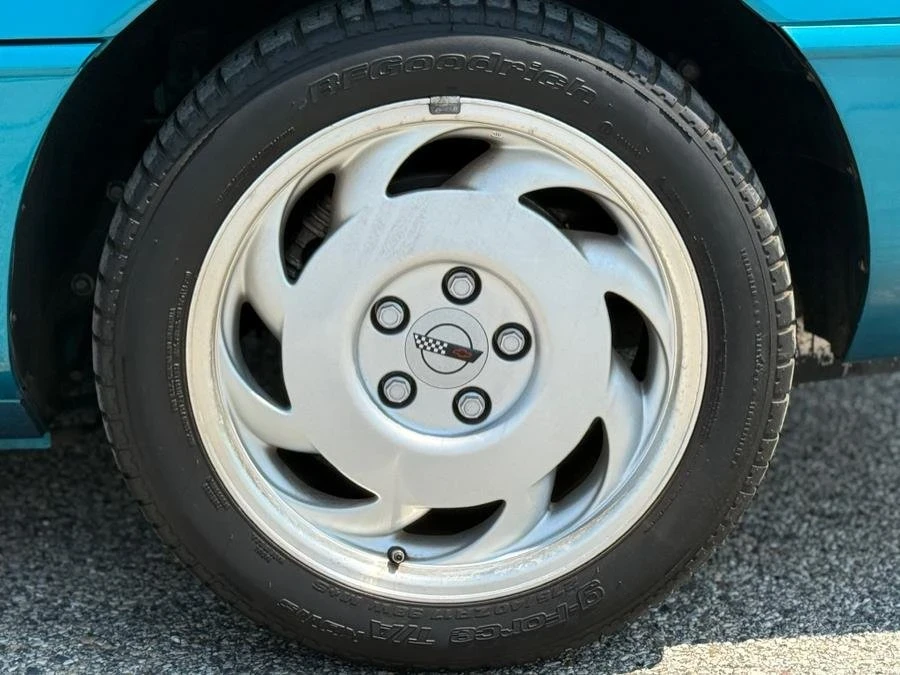 1992 Chevrolet Corvette C4 - Image 10 of 15