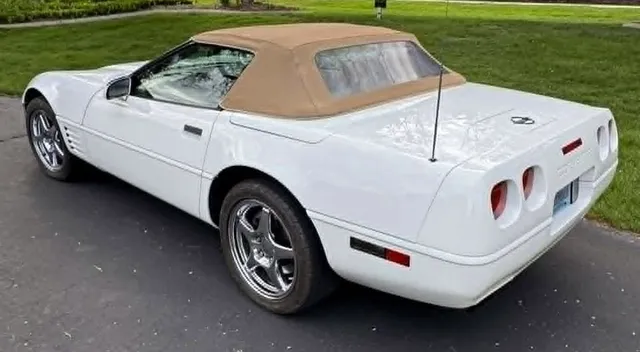 1992 Chevrolet Corvette C4 - Image 3 of 17