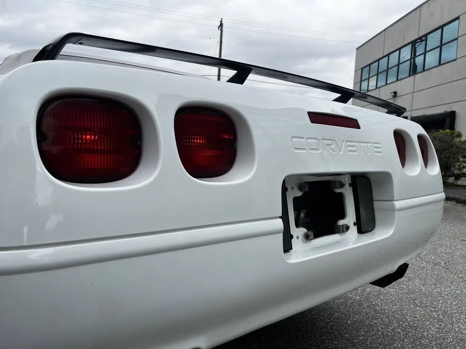 1992 Chevrolet Corvette C4 - Image 12 of 18