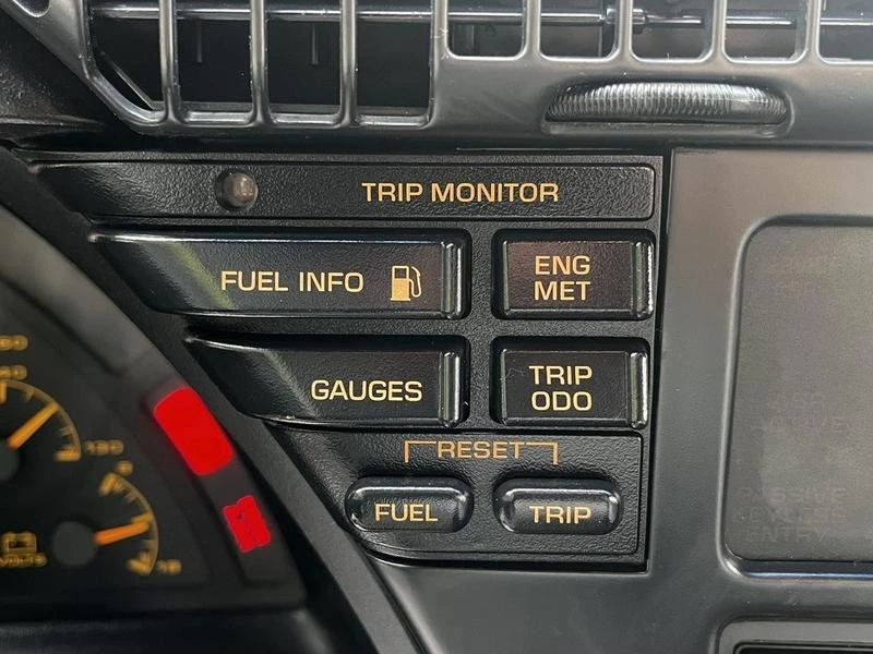 1992 Chevrolet Corvette C4 - Image 15 of 18