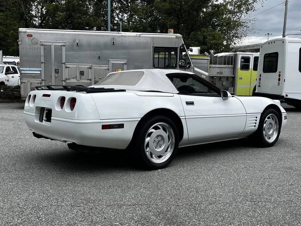 1992 Chevrolet Corvette C4 - Image 8 of 19