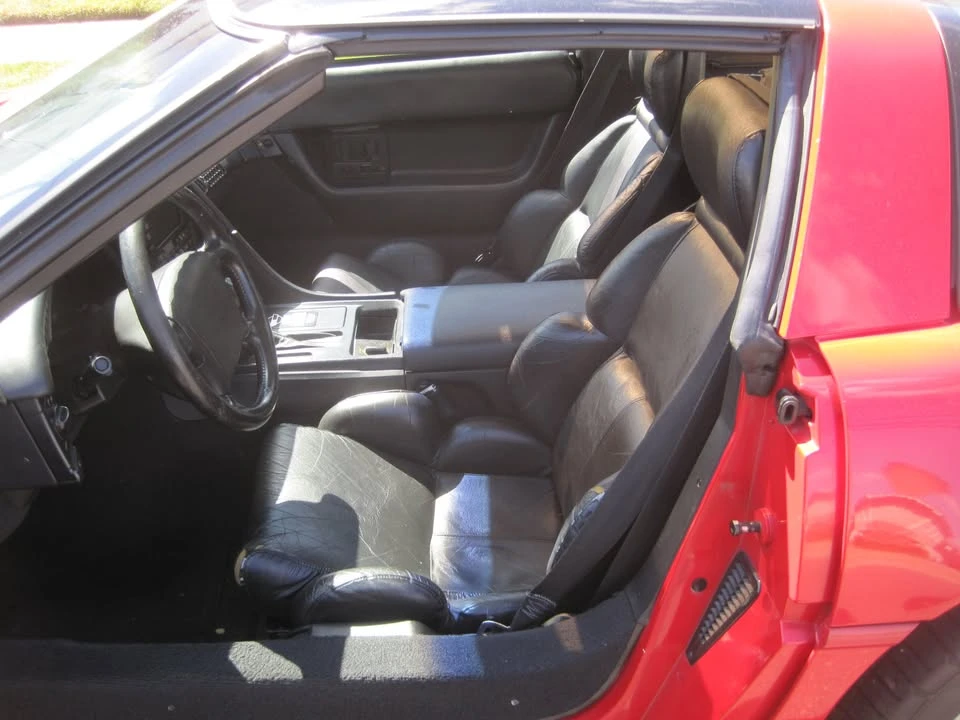 1992 Chevrolet Corvette C4 - Image 6 of 13