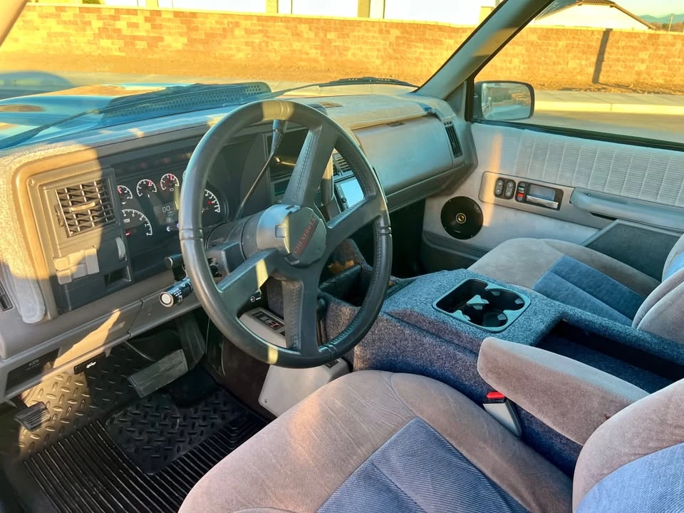 1992 Chevrolet C/K 4th Gen - Image 10 of 16