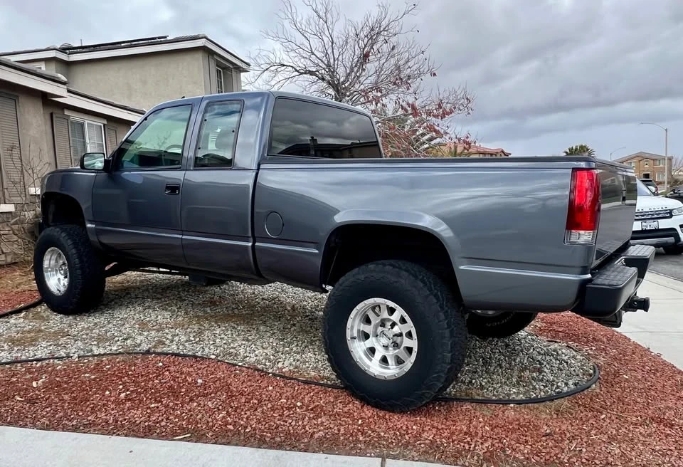 1992 Chevrolet Silverado - Image 4 of 20