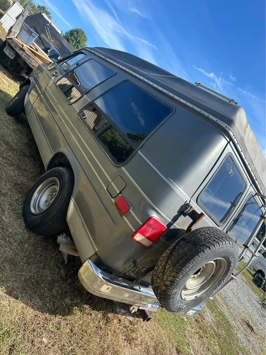 1992 Chevrolet G-Series Van - Image 3 of 4