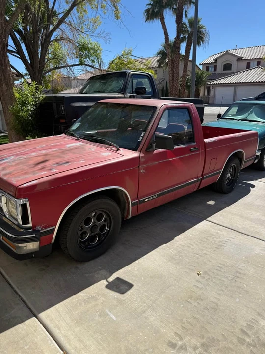 1992 Chevrolet S-10 - Image 2 of 10