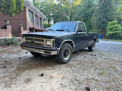 1992 Chevrolet S-10 LS Short Bed