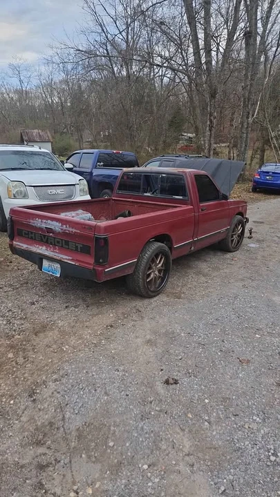 1992 Chevrolet S-10 - Image 2 of 3