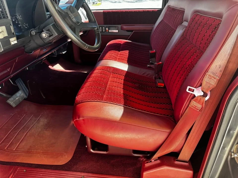 1992 Chevrolet Silverado - Image 2 of 3