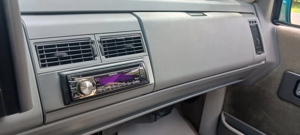 1992 Chevrolet Silverado - Image 6 of 7