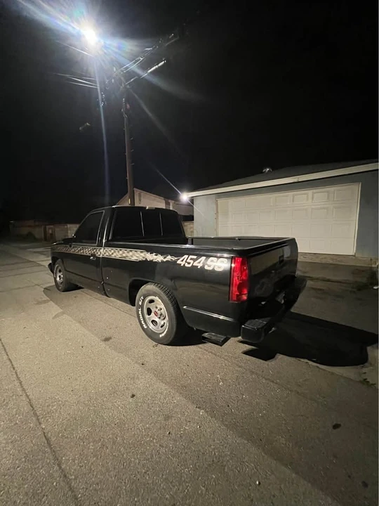 1992 Chevrolet 454 SS - Image 2 of 12