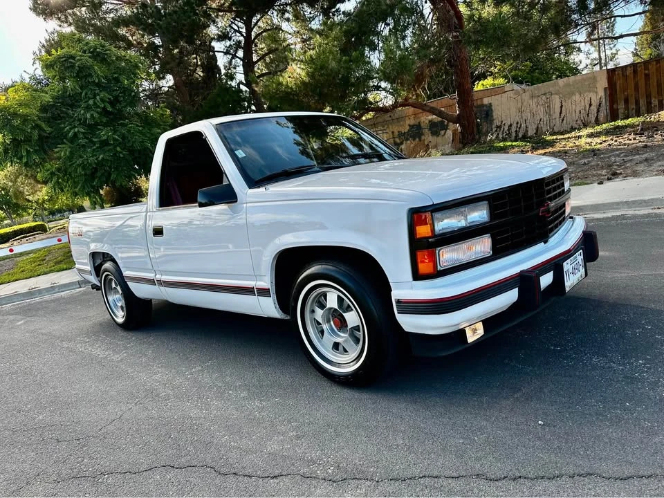 1992 Chevrolet Silverado - Image 3 of 15