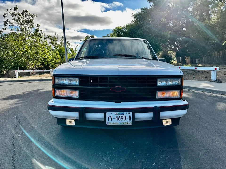 1992 Chevrolet Silverado - Image 4 of 15