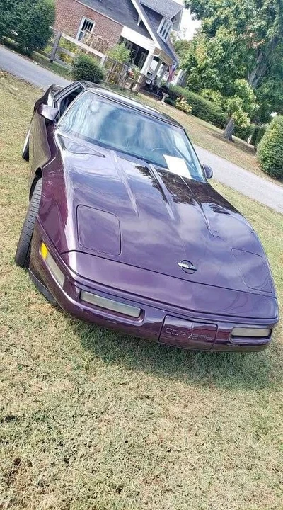 1992 Chevrolet Corvette C4 - Image 1 of 10