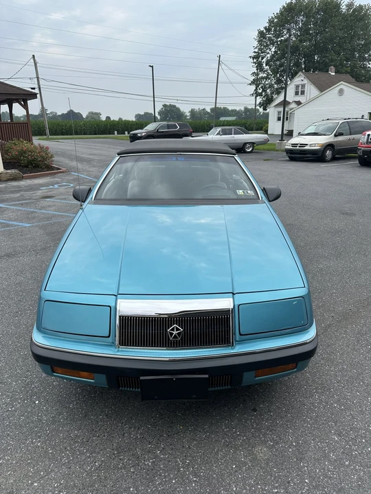 1992 Chrysler LeBaron - Image 4 of 12