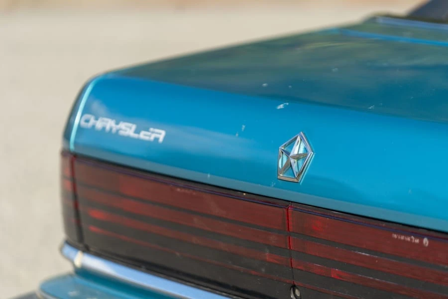1992 Chrysler LeBaron - Image 8 of 17