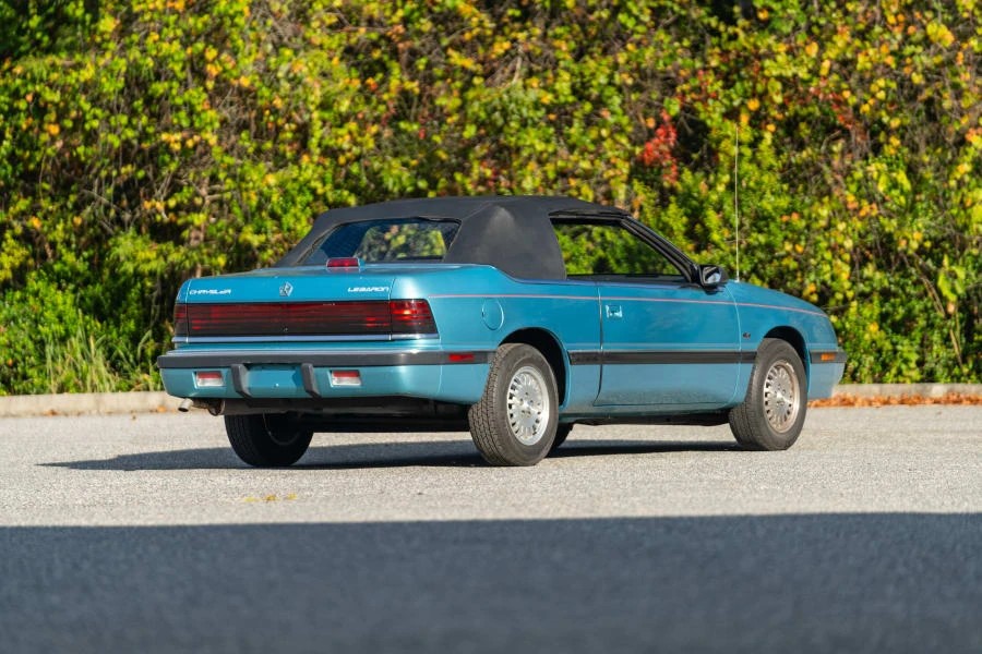1992 Chrysler LeBaron - Image 3 of 17