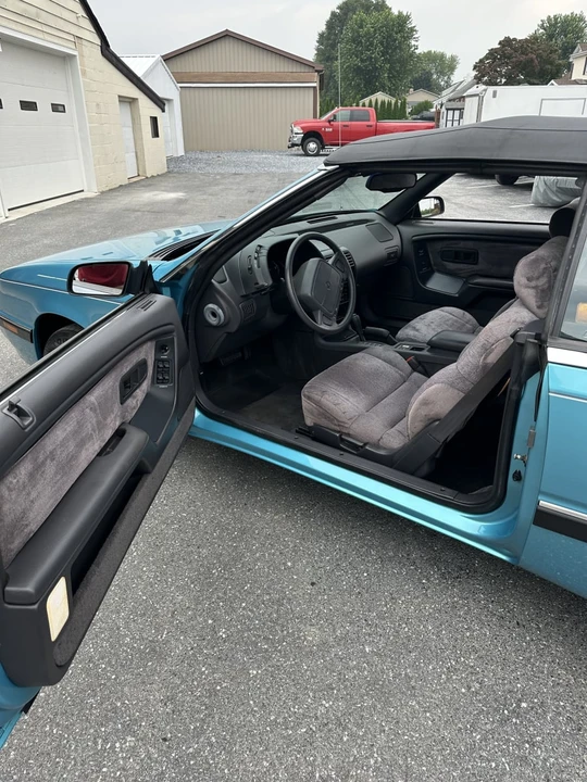 1992 Chrysler LeBaron - Image 8 of 12