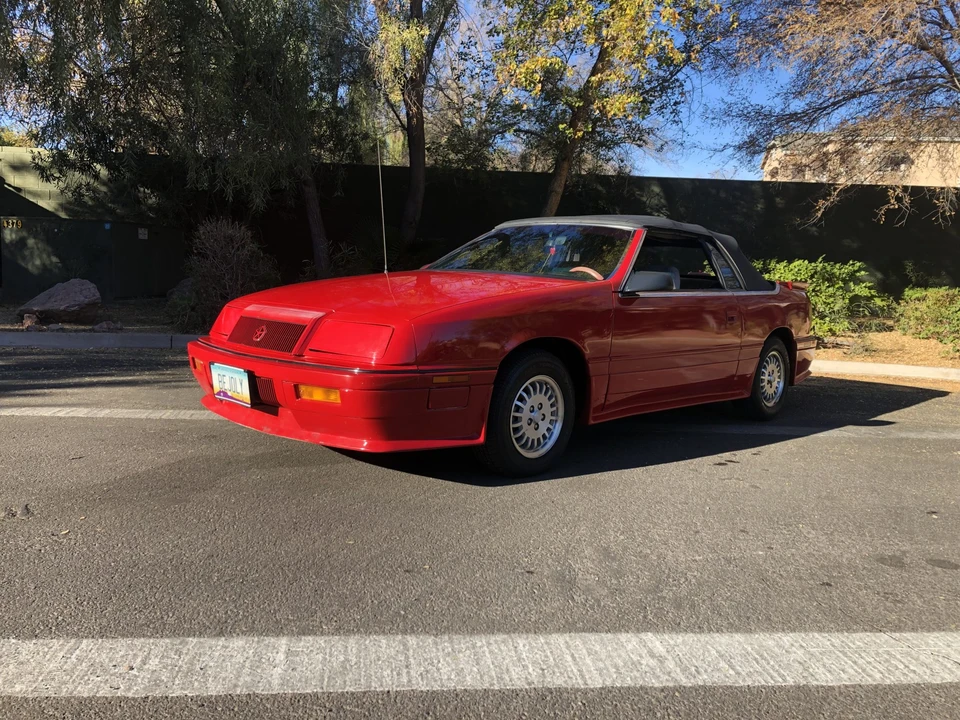 1992 Chrysler LeBaron - Image 4 of 31