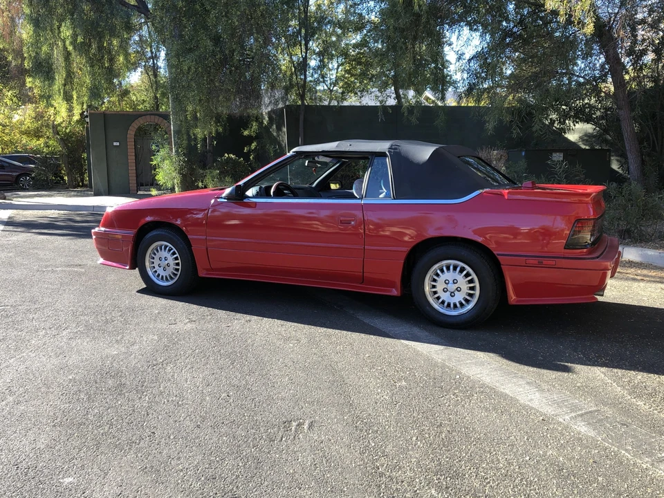1992 Chrysler LeBaron - Image 16 of 31