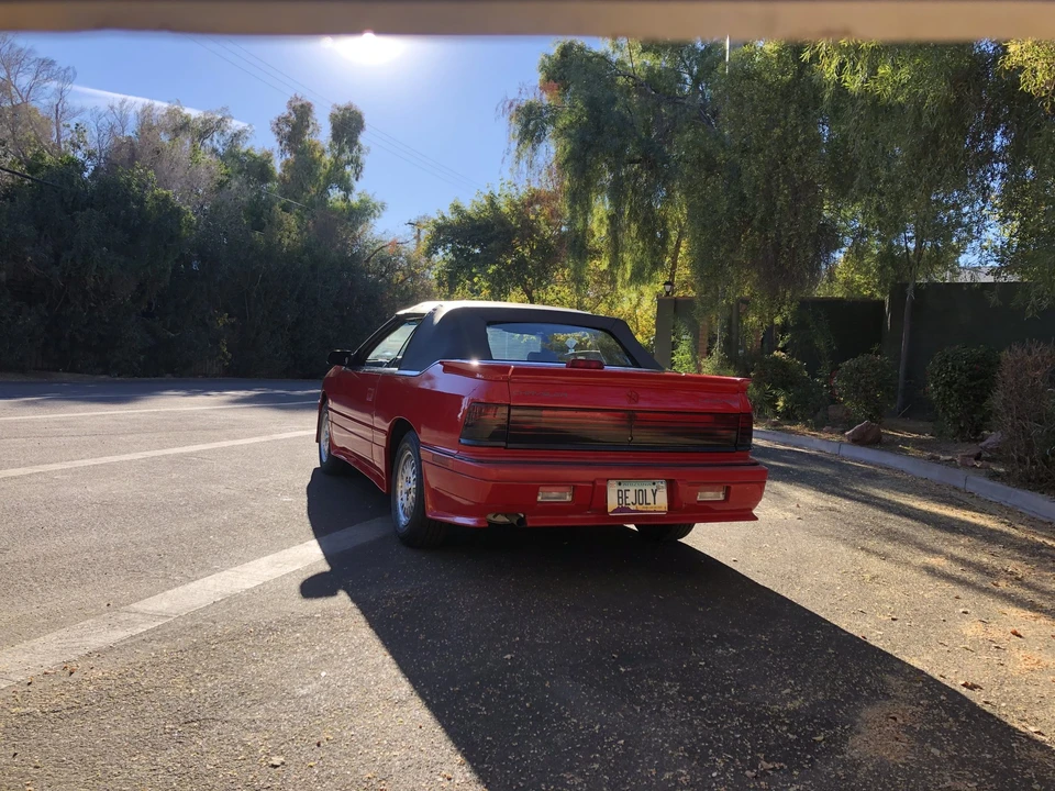 1992 Chrysler LeBaron - Image 26 of 31
